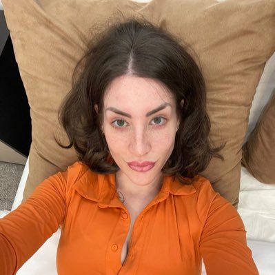 Melissapar55692's profile picture. Single,Loner&novelist,Wanna have some fun🥺❤️😝