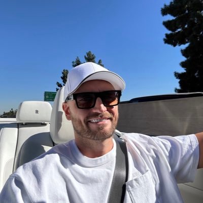 🇺🇸US 🇦🇪Dubai Financial Analyst and Professional Trader Unlimited Entrepreneur Want to know more on trading mentorship, you know where to find me