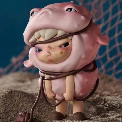 Multi-Stan | Toy Collector | Arkitik | Freelance Artist (commission me ples)