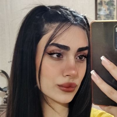 _thesheema's profile picture. Look at my eyes👁️