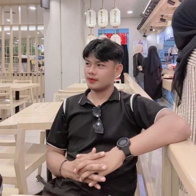 DikiSettiawan's profile picture. Player Football 
Midfielder 15