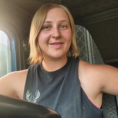 35years old/truck driver /trucklady/ widow /no porn/no crypto/no investment/no celebrity