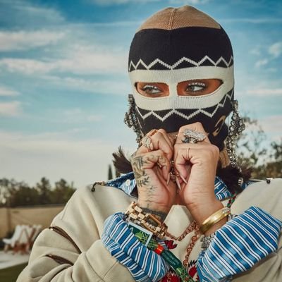 UkughaMoses's profile picture. retired stan