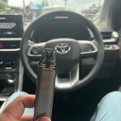 muhfrnnd's profile picture. 