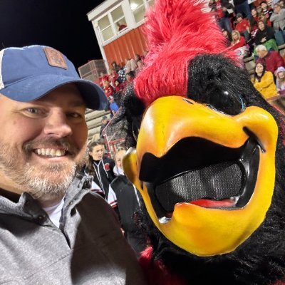 Asst. Executive Director at the @ArkActAssn. Fan of chasing mascots. bobby@ahsaa.org