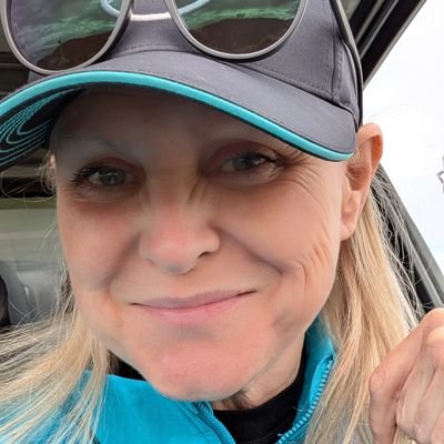 She/Her , very much spoken for ... F1 fangirl ....lover of nonsense , keen on a coffee ☕️ and now climber of mountains ⛰️