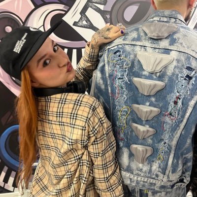 adriirupauler's profile picture. Escuchando Dónde con ruslandia🫂