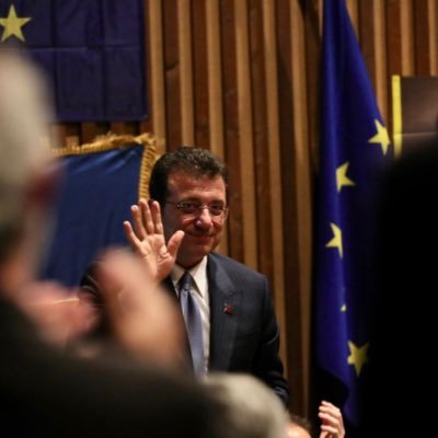 neoliberalyar's profile picture. Batılı değerler, law student, NATOBAHÇE