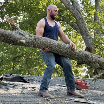 I am the Owner of https://t.co/IW4XZoZMe7. A gaming and Rust Server community. Currently I am streaming Fortnite and Rust content, with my daughters and family.
