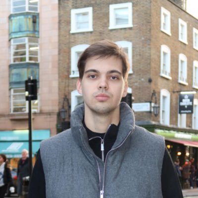 alexrozental's profile picture. 23, based in London, making stablecoins stable again @dorol_io