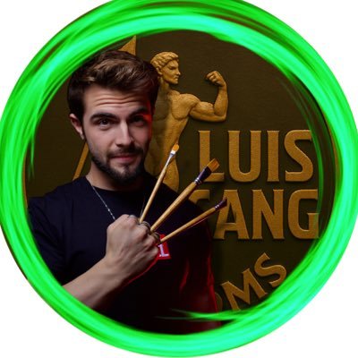 Soy un nerd con buen pulso y acceso a pintura. Muestro las cosas que fabrico en insta @luis_cang