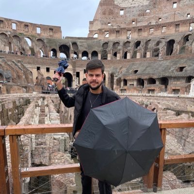 viniciusalvesjs's profile picture. |⚕️Software Engenieer🩻 |💻TI-@UFVBR🎓|👨‍💻SI-@UFMG📚|BH🔺|