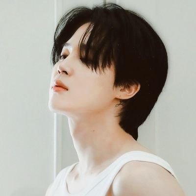 “𝘢𝘭𝘦𝘨𝘳𝘢𝘳-𝘴𝘦 𝘤𝘰𝘮 𝘰 𝘪𝘯𝘵𝘦𝘭𝘦𝘤𝘵𝘰” minha mãe me disse uma vez, falou que era o significado do meu nome.