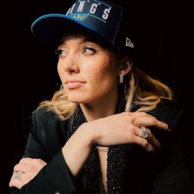 Tara ✨ Profile