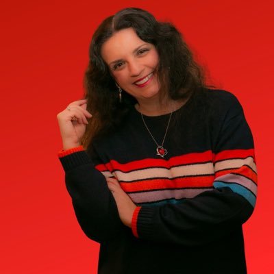 Saints fan, Hampshire CCC supporter & toy girl! Founder of @ElmerMarketing