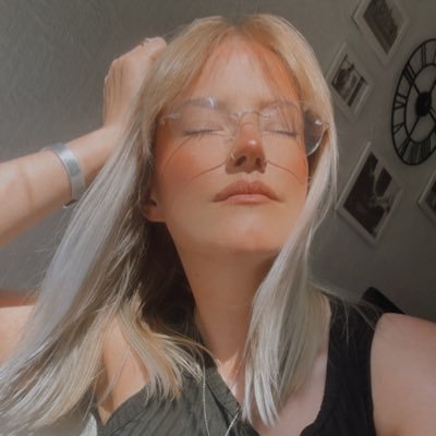 Qualified Teacher👩🏼🏫Carer♿️ Wife👰🏼♀️Mother🤰🏼Cat Mama🐱 Crafter🧶 Type 1 Diabetic 💉 Polyamorous 💙 Steelers Gal 🍊