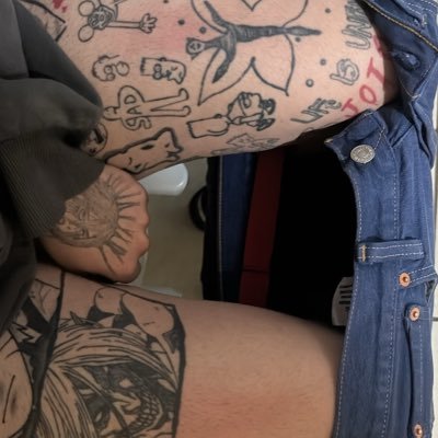 m4nNy_m4nUeL's profile picture. 