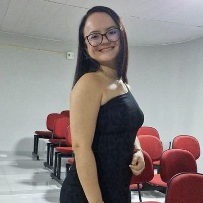 Formada em Turismo-UESPI
Especialização em Educação Ambiental e Sustentabilidade-Uninter.
Mãe de gente 👧🏻🧑🏻, mãe de pet 😺 e mãe de plantas 🪴 🚩