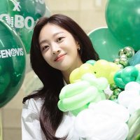 유리(ゆり) (@yb_se215) 's Twitter Profile