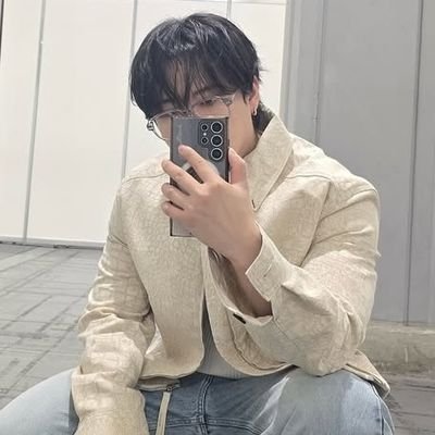 Fan de los stray kids 🙏
@plzchanie_ mío mío de mi propiedad mío 100% mío alfa y omega destinados GRRR ATRÁS