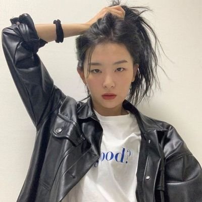 Consumida pelas agentes dos Homossexuais (Dreamcatcher, Mamamoo, Red Velvet, Twice, Purple kiss e Naked Bibi). Cadela da minha mulher @sullivrr
