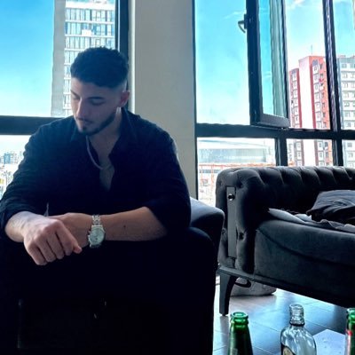 ichbinbaronii's profile picture. ..