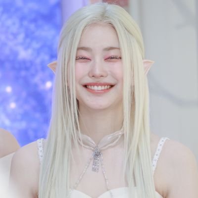 AkaneF13's profile picture. 