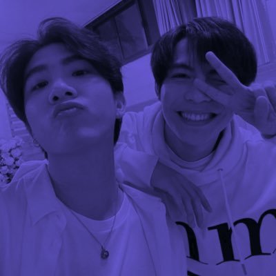 I miss jinu | anything enthusiast | puppy 🐶| 🫶🏾 they/them pronouns please 😈 | moa ✨| onedoor🚪| engene 🌑 | 22