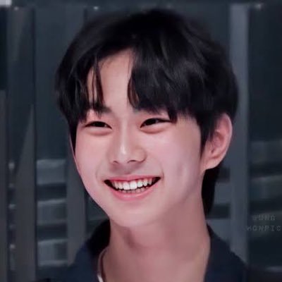 wonwongiggles's profile picture. fan account 🥰 will be more active by December!