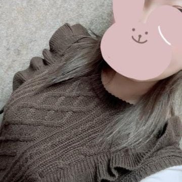 リアルではどんなことがあっても見せることができない本当の自分をここで見せちゃいます。X内でそれ系の話するとガチですぐに凍結するんで、プロフのURLのところ使うようにしてるよ♪