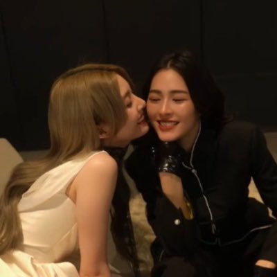 lavenderpblms's profile picture. I don’t know anything, but I know I miss you 💫🪽💕 ~fan account~