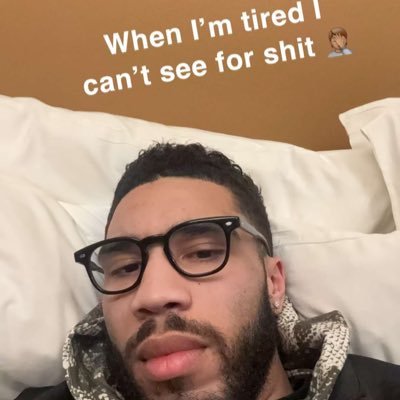 wechiIIing's profile picture. 
