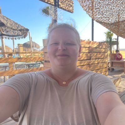 Eisbären Berlin ❤️🏒 Bloggerin für @eisbaerlin_WBN //MFA // Studentin an der FU Berlin / Hertha BSC