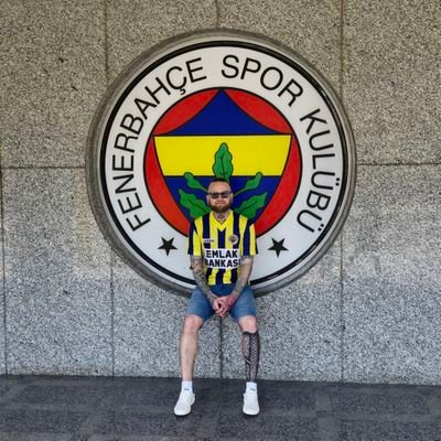 Football Shirts, mostly. Template & 90s enthusiast.
Fenerbahçe - Bayern - Villa.
Occasionally talk wrestling.
Creator - @shirt_x. ¼ of @TheyThinkKits. 🍉