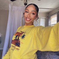 -Quinn (@_sheeisquinn) 's Twitter Profile