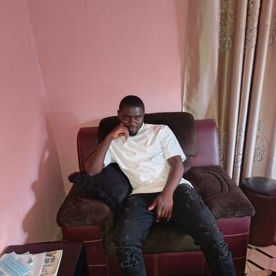 BSc. Medical Laboratory Science. Music/movie fan. Future twitter influencer🙄. Graphite Pencil Artist✌🏾. Future Colour Pencil Artist✌️✌. Upcoming rich uncle😏