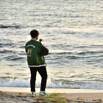 YUT4N_ZC33S