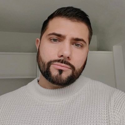 Adam Sandlandさんのプロフィール画像