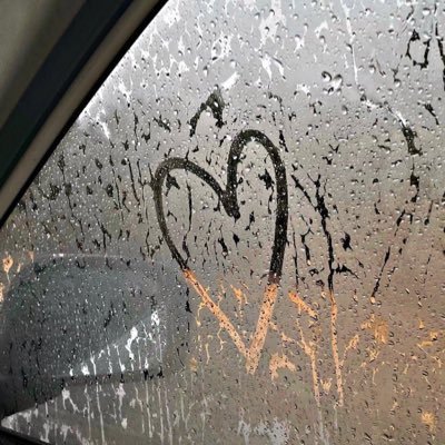 QN_92's profile picture. #INFJ ... what a perfect world we’re longing for.