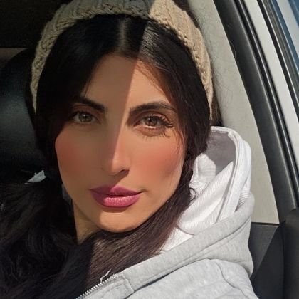 ParastooA18's profile picture. 