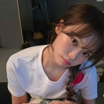 iitsgnd's profile picture. ˏˋ°•*⁀➻ @IM_LESSERAFIM (@le_sserafim)
                ˏˋ°•*⁀➻ @JYPETWICE