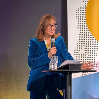 Brazilian-born harm reduction advocate living in London. https://t.co/9WcZtqTwRS