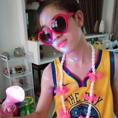 YkNich's profile picture. 🦈