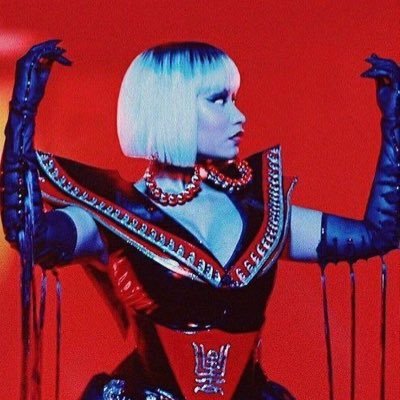 redbarbzz's profile picture. What the fuck, I'm a have to pump brakes on these hoes 👑🇧🇷.  #BACARBIE