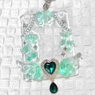 saku_favemade's profile picture. 「現場で羨ましがられる推し活グッズ」をコンセプトに趣味でハンドメイド制作をしています｜毎週月水金YouTube shorts｜毎週火木土TikTok｜オーダー×リクエスト◎