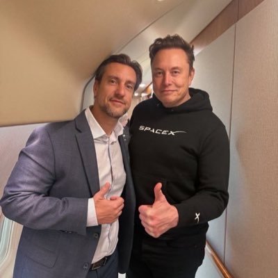 Investment Relations Specialist. Committed to transparency and growth in sustainable energy. Empowering investors with insights into Tesla’s journey. #Tesla🚀🌎
