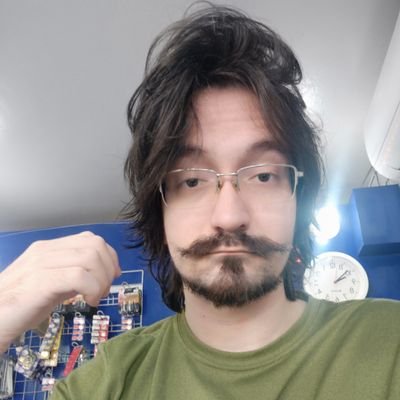outro_gabriel's profile picture. perfil novo, voltei pra essa desgraça