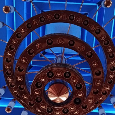 19megaman's profile picture. Makin banyak rakyat yang baik (jujur, amanah, dsb) chance dapetin pemerintah yang baik juga makin tinggi. Minimal perbaiki diri dan orang2 dekat.