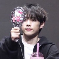 콩디 (@x_0412_0611) 's Twitter Profile