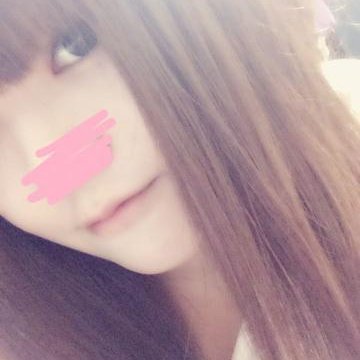 このアカはみんなには秘密の裏垢。いろいろ凍結対策してて、プロフ欄のリンクのとこ使うようにしてるよ(⋈◍>◡<◍)。✧♡